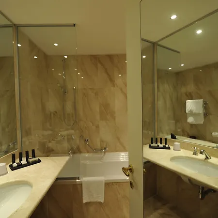 Hotel Acquaviva Del Garda