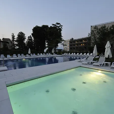 Acquaviva Del Garda 4*