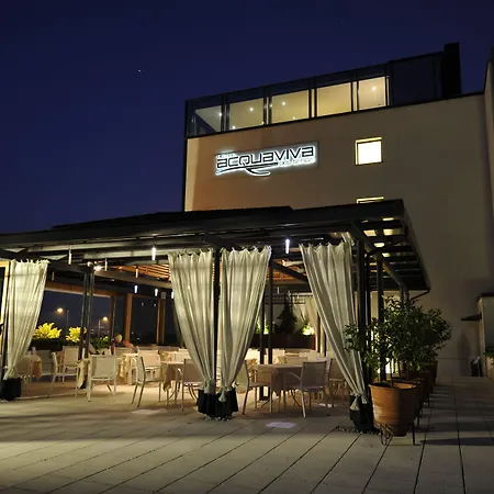 Отель Acquaviva Del Garda