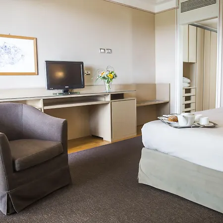 Acquaviva Del Garda Hotel