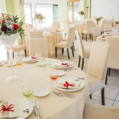 Hotel Acquaviva Del Garda