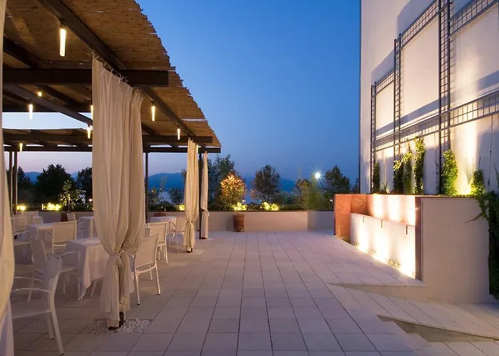 Hotel Acquaviva Del Garda