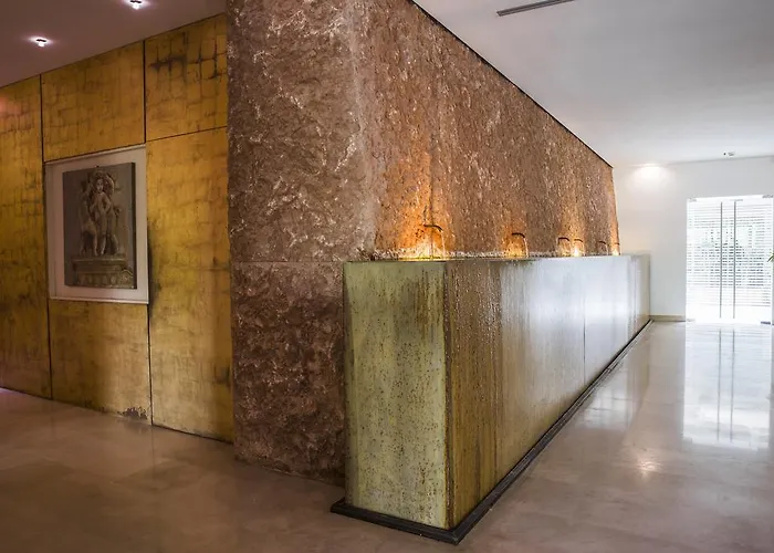 Hotel Acquaviva Del Garda 4*