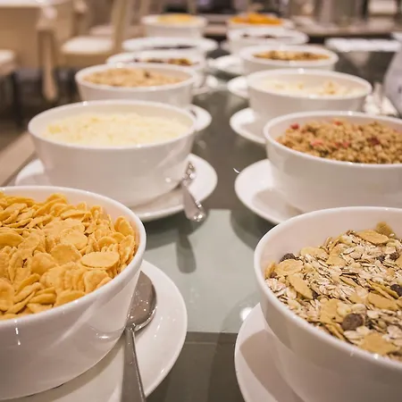 מלון Acquaviva Del Garda 4*